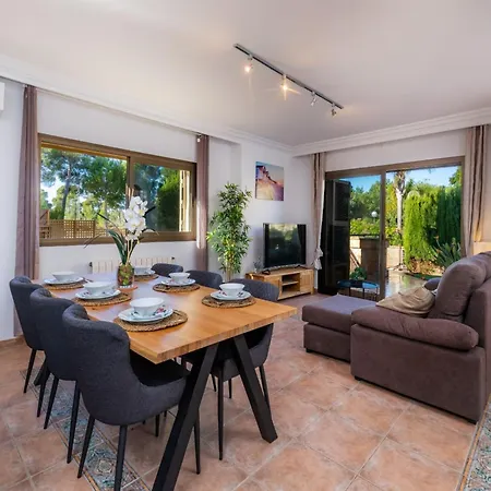1 Bedroom Home, Picafort Holiday home *